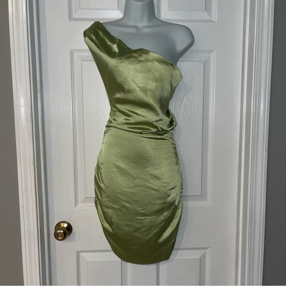Superdown Green Mini Dress One Shoulder Womens Size XS Fitted NEW *FLAW